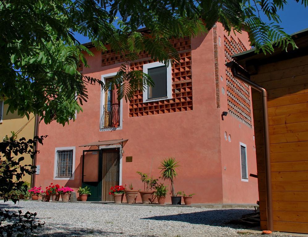 Bed and Breakfast Ospitalita Rurale L'Uccelliera Lucca Exterior foto